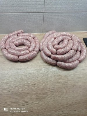 Biała pokręcona.jpg